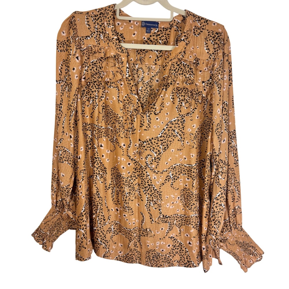 Democracy Women's 1X Animal Print Long Sleeve Ruffle Blouse‎ Top